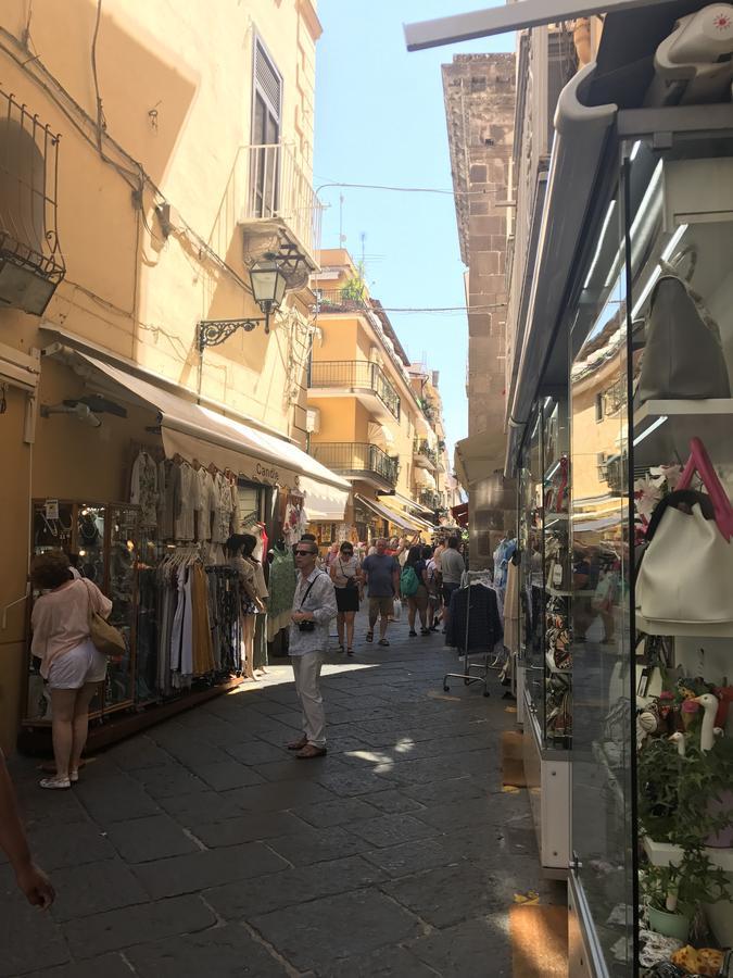 Sorrento Deluxe B&B ภายนอก รูปภาพ